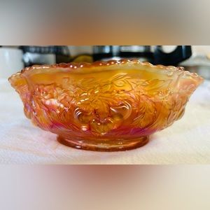Fenton Marigold Carnival Glass wreathed cherry berry bowl. Vintage.